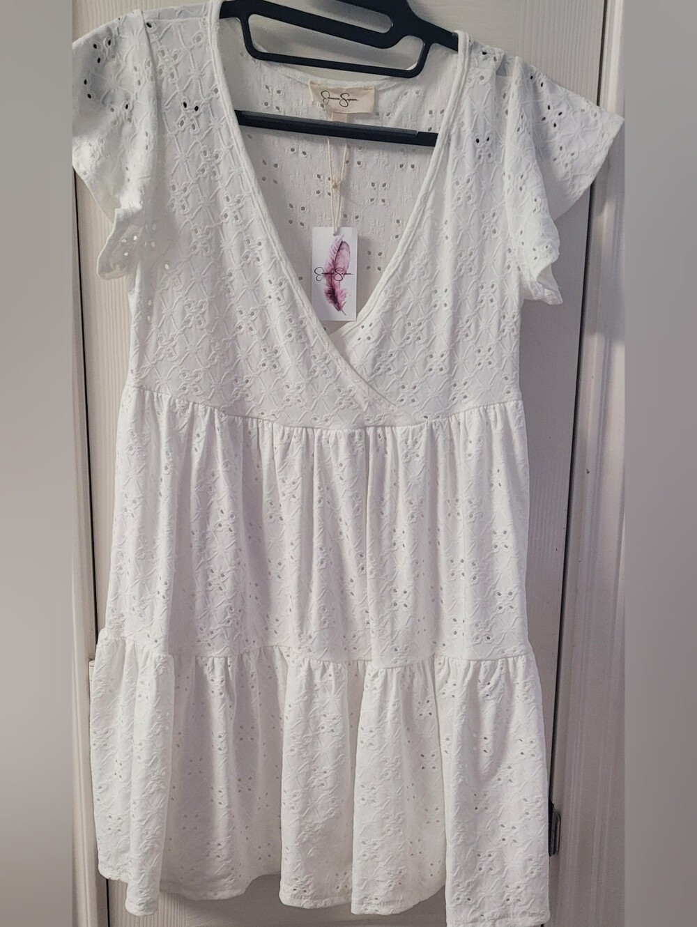 Jessica Simpson White Eyelet V-Neck Tiered Tunic NWT